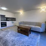 Cozy Ground Floor Apartment